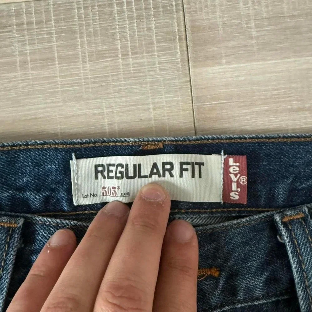 Y2K 2000s Levi's 505 blue jeans Size 34/34 #denim #90s
